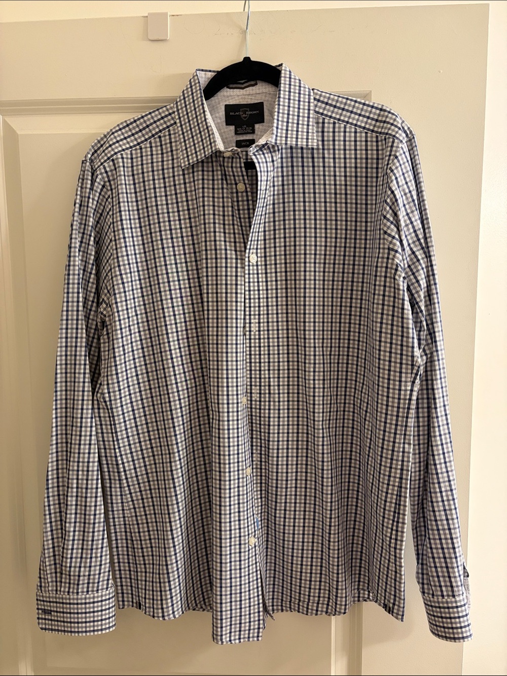 Men’s Blue and White Checked Casual Button-Down Shirt